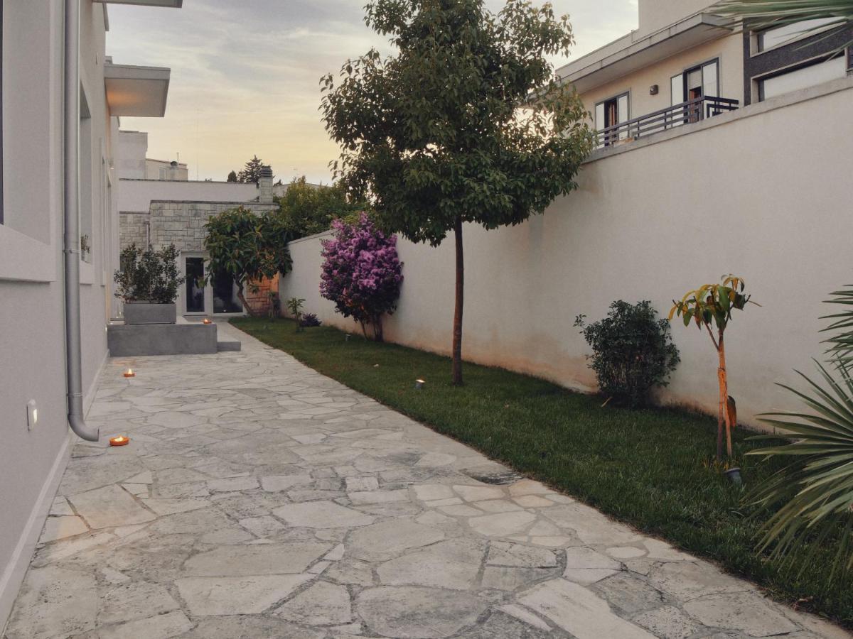 Adele E Il Duca Bed And Breakfast Lecce Exterior foto