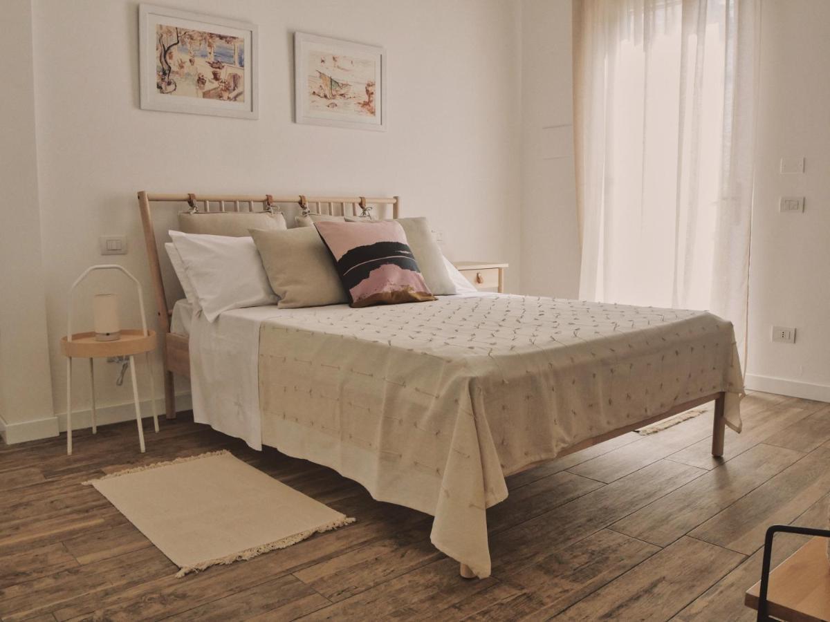 Adele E Il Duca Bed And Breakfast Lecce Exterior foto