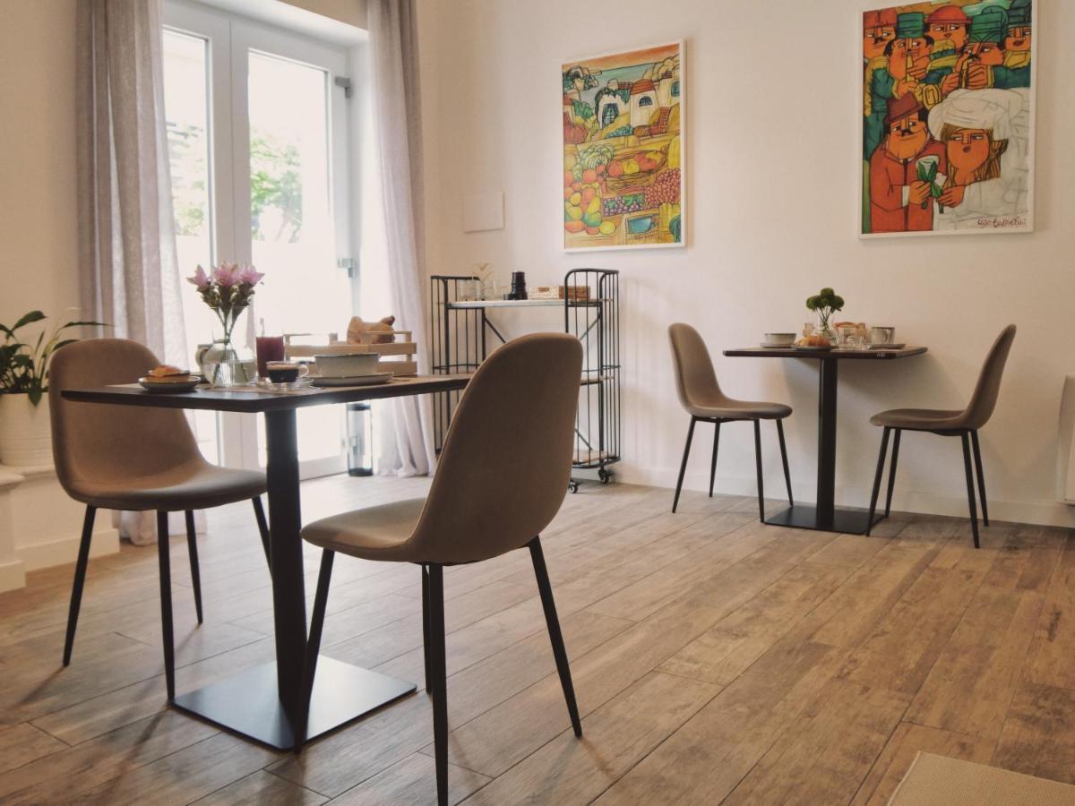 Adele E Il Duca Bed And Breakfast Lecce Exterior foto